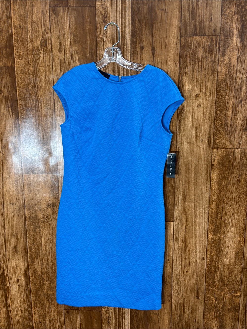 NWT Donna Morgan Blue Textured Cap-Sleeve Sheath Dress